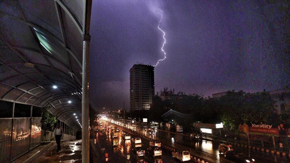 India Travel Weather Alert: 7 Powerful Warnings as Heavy Rains and Storms Disrupt Travel 1 India travel weather alert heavy rains thunderstorms disrupting travel