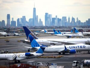 United Airlines flight security alert after Bluetooth device scare